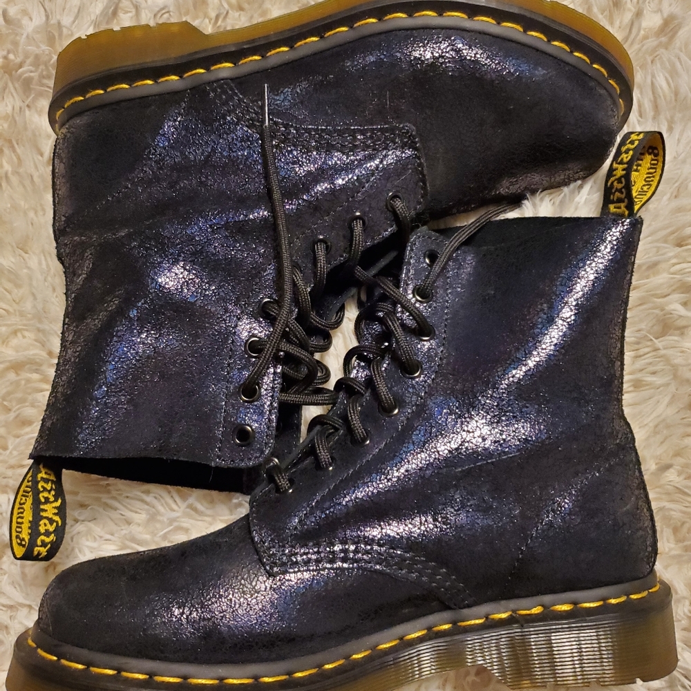 Doc Martens Molly Suede Crackle
